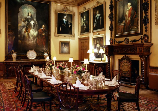 Fãs da série "Downton Abbey" poderão passar uma noite no castelo (Foto: Reprodução )