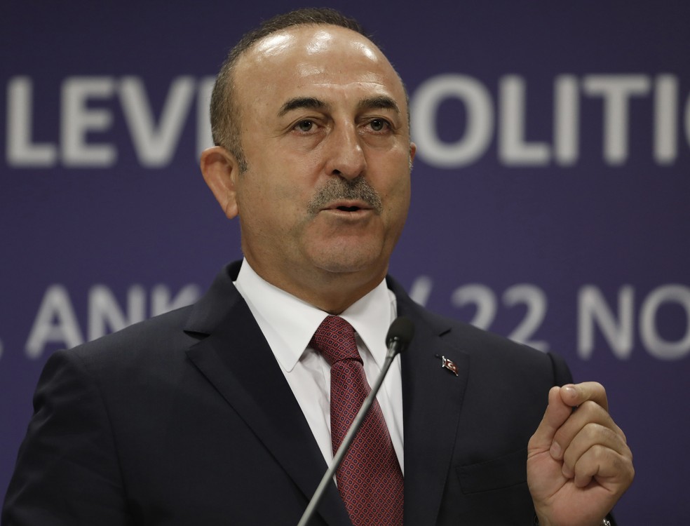 MevlÃ¼t Cavusoglu criticou Israel â€” Foto: Burhan Ozbilici/AP Photo