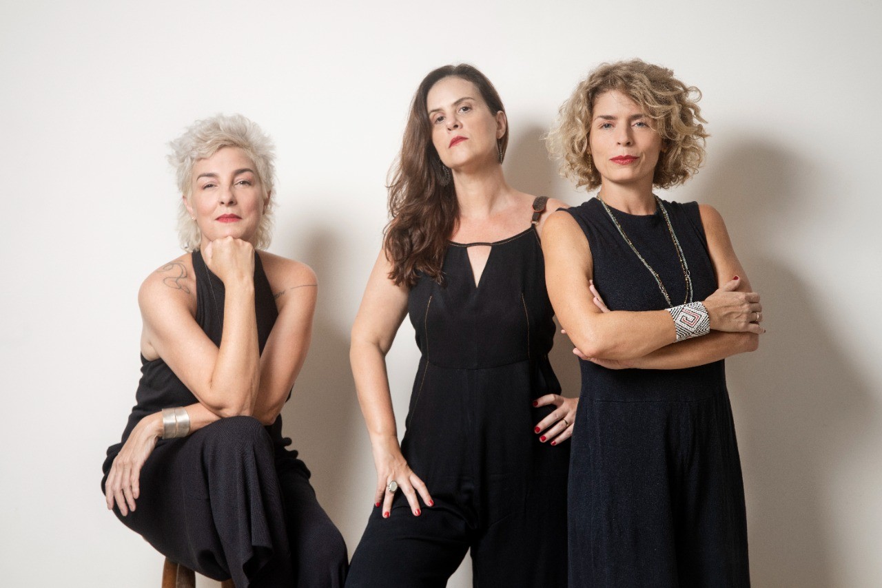 Renata Fraga, Christiana Albuquerque e Gabriela Gastal são as responsáveis pelo documentário 'Lobby do Batom' (Foto: Reprodução / Instagram)
