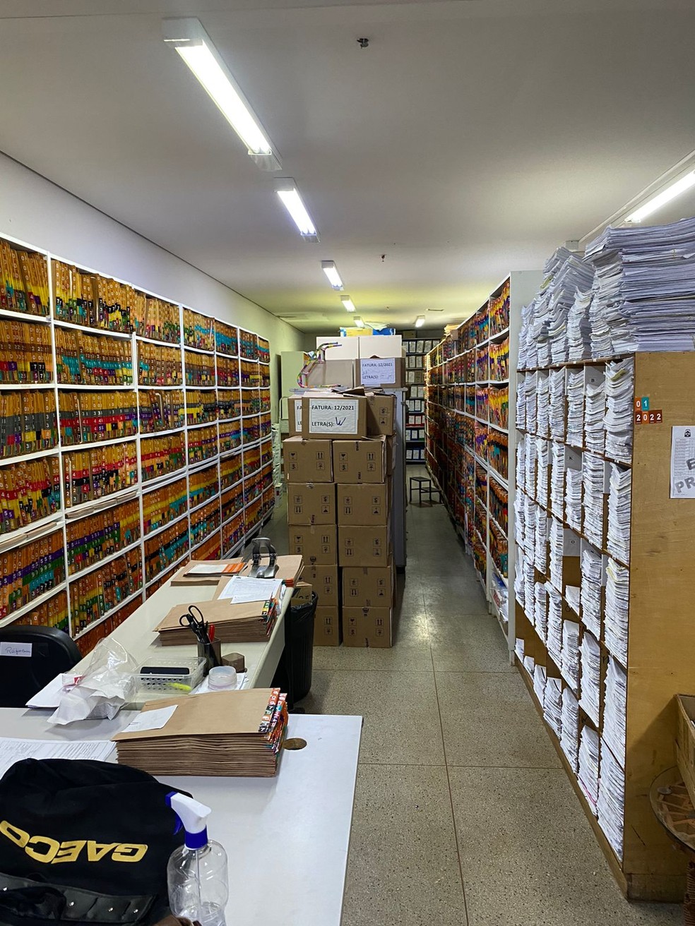 Prontuários são apreendidos no HGP durante operação — Foto: Gaeco/Ministério Público do Tocantins