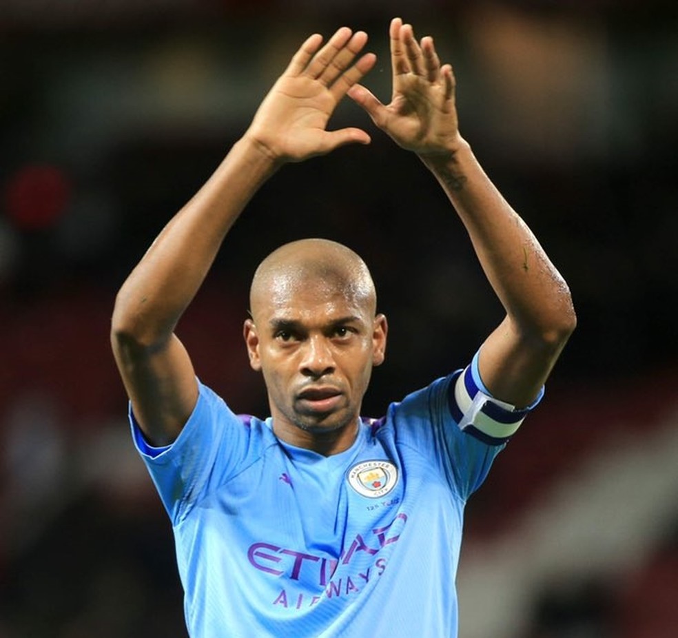 Petraglia Descarta Fernandinho No Athletico Em 2021 Como O Furacao Podera Concorrer Athletico Pr Ge
