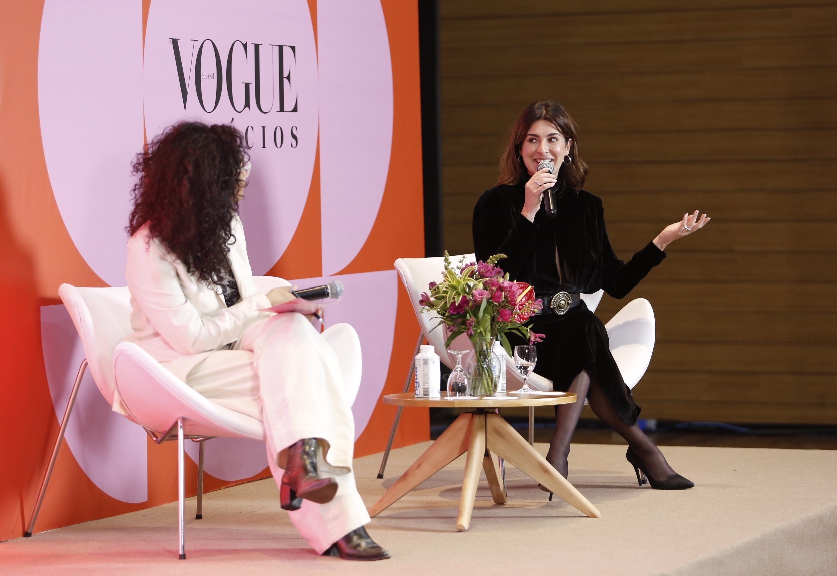 Vogue Negócios - O podcast como ferramenta de desenvolvimento de marca (Foto: Vogue/ @kenjinakamura)