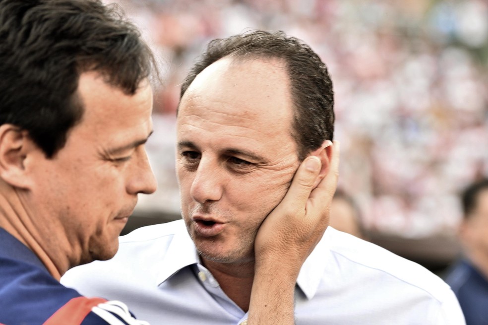 Fernando Diniz e Rogério Ceni se encontram neste domingo — Foto: Marcos Ribolli
