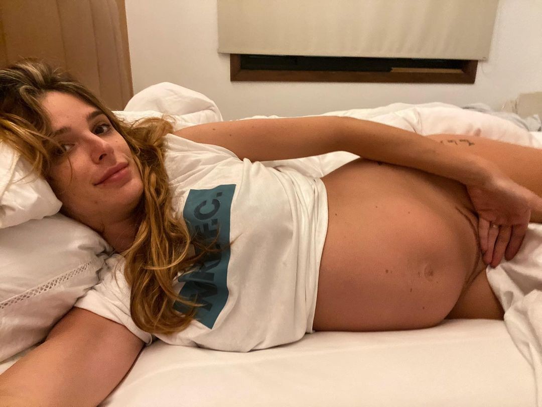 Rafa Brites fala sobre cicatriz de cesárea do primeiro filho nas redes sociais (Foto: Reprodução / Instagram)