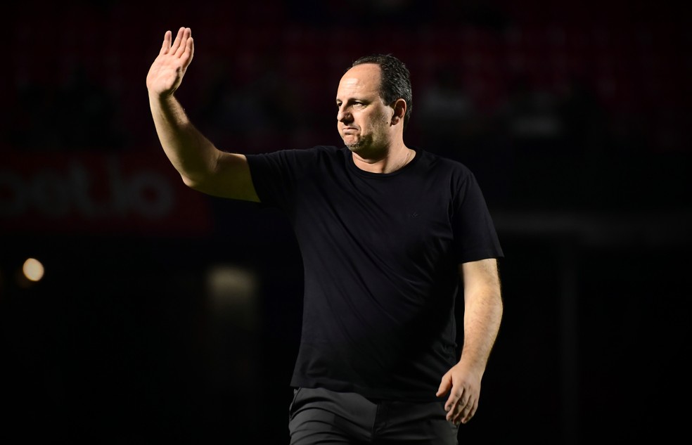 Ceni evita contas por vaga do São Paulo na Libertadores: 