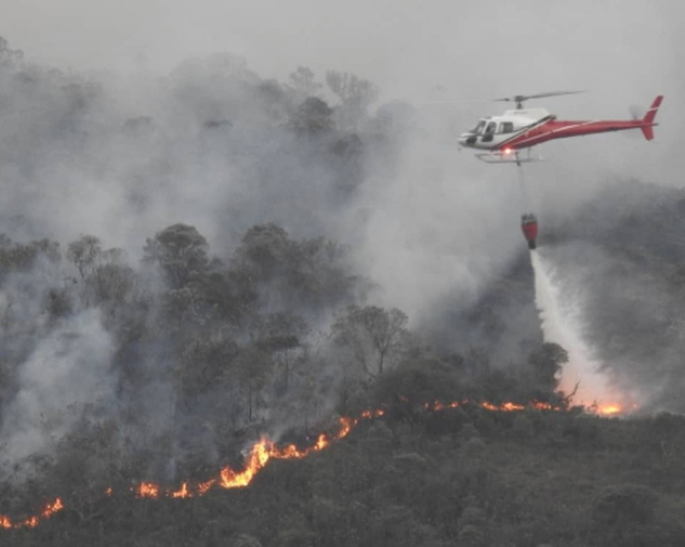 Incêndio foi registrado no Parque Estadual do Ibitipoca — Foto: Parque Estadual do Ibitipoca/Reprodução/Instagram 