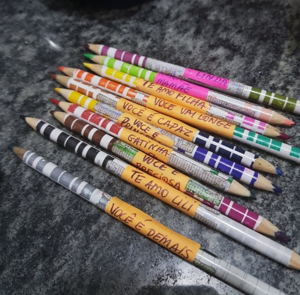 Mae Deixa Frases De Incentivo No Material Escolar Para Ajudar A Filha Nos Estudos E Historia Viraliza Nas Redes Sociais Cearensidade G1