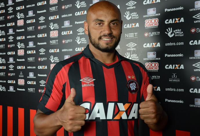 Jonathan Atlético-PR (Foto: Site oficial do Atlético-PR/Marco Oliveira)