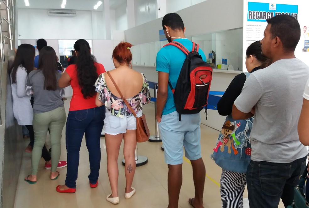 NatalCard abre em regime de plantão para solicitação de carteiras de estudante neste sábado (imagem ilustrativa) — Foto: Jéssica Alves/G1