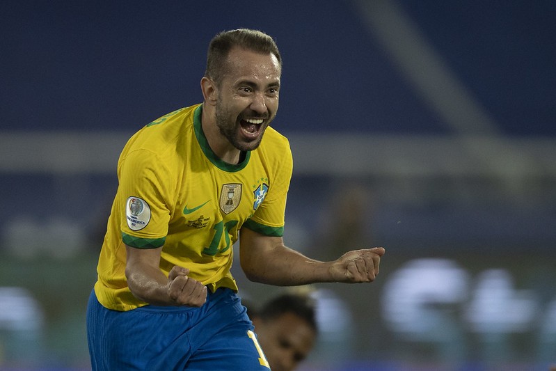 Everton Ribeiro jogará seu primeiro Mundial — Foto: Lucas Figueiredo/CBF