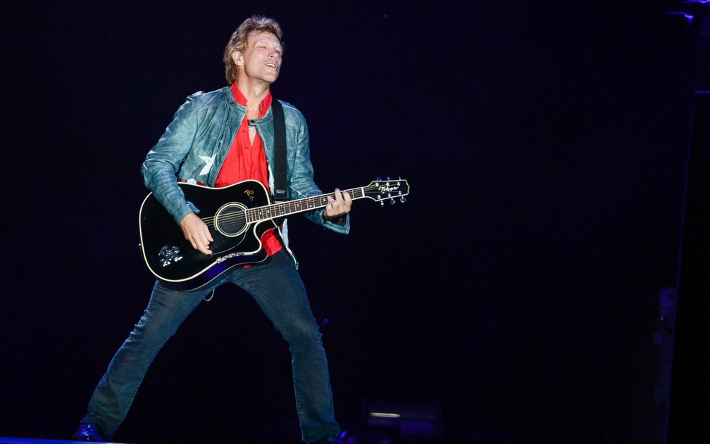 Bon Jovi no último show da quinta noite do Rock in Rio 2013, no Rio de Janeiro, Depois de falar pela primeira vez com o público, Jon Bon Jovi e sua banda tocaram 'It’s my life', que levantou os ânimos — Foto: Flavio Moraes/G1