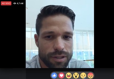 Em papo via rede social, Diego fala em química perfeita entre Maraca e nação
