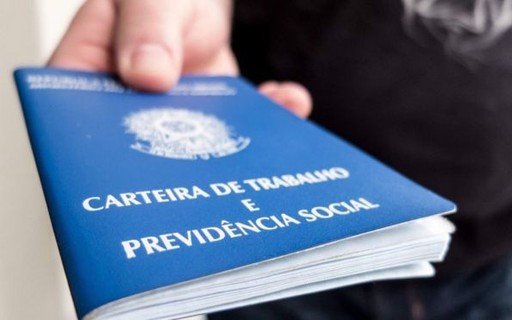 108319221 agencia brasil carteiradetrabalho - Sine Anchieta anuncia mais de 30 vagas de emprego; 07 com atuação na área da Samarco