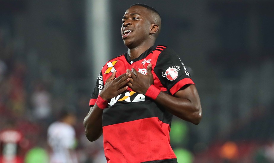 Enfim, o gol: após 385 minutos, Vinicius Junior desencanta e quebra o gelo no Fla