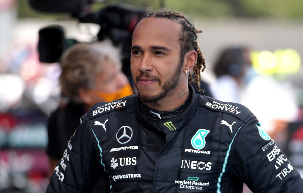 Lewis Hamilton, da Mercedes, no GP da Espanha — Foto: Emilio Morenatti - Pool/Getty Images