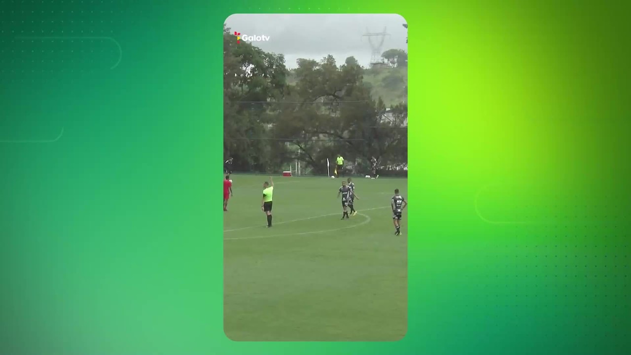 Com dois gols de Vargas, Atlético-MG vence o Villa Nova em jogo-treino