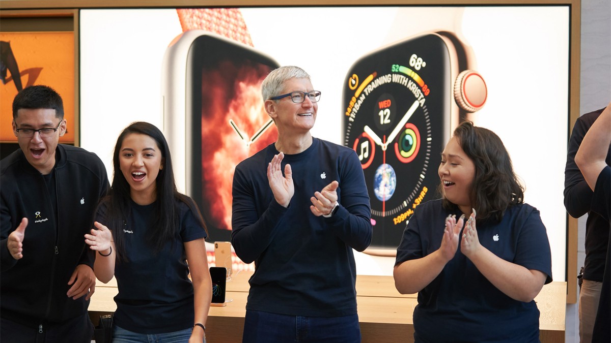Apple beira US$ 2,5 trilhão com sucesso de AirTag e Apple Watch