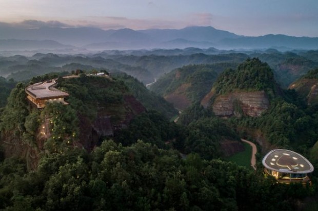 Hotel no topo da montanha promete vistas deslumbrantes na China (Foto: Divulgação)