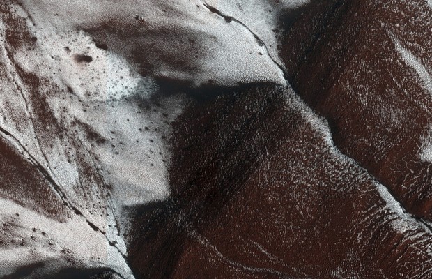 Foto de arquivo da Nasa, de 25 de dezembro de 2014, mostra uma área da superfície de Marte (Foto: NASA/EFE)