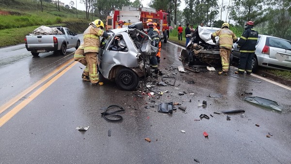 Motorista de 21 anos morre em acidente na BR-040, em Conselheiro Lafaiete |  Minas Gerais | G1