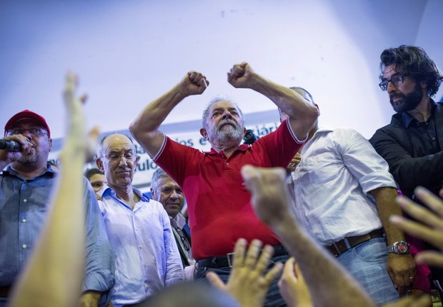 O ex-presidente Luiz Inácio Lula da Silva em ato no Anhangabaú (Foto: Victor Moriyama/Getty Images)