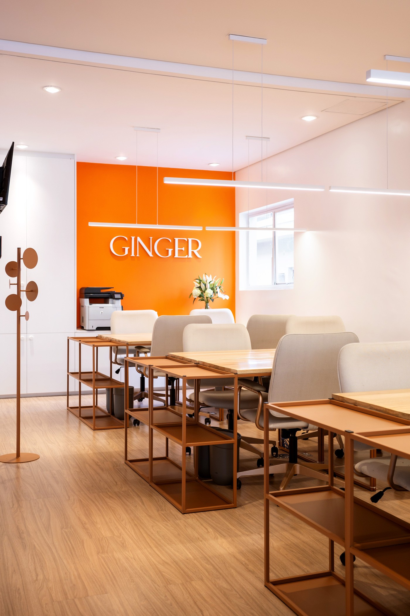 Um tour exclusivo pelo novo escritório da Ginger, marca de Marina Ruy Barbosa (Foto: Leila Viegas)