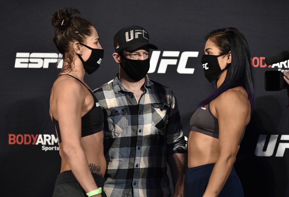 Jessica Eye fez encarada amistosa com Cinthya Calvillo — Foto: Getty Images