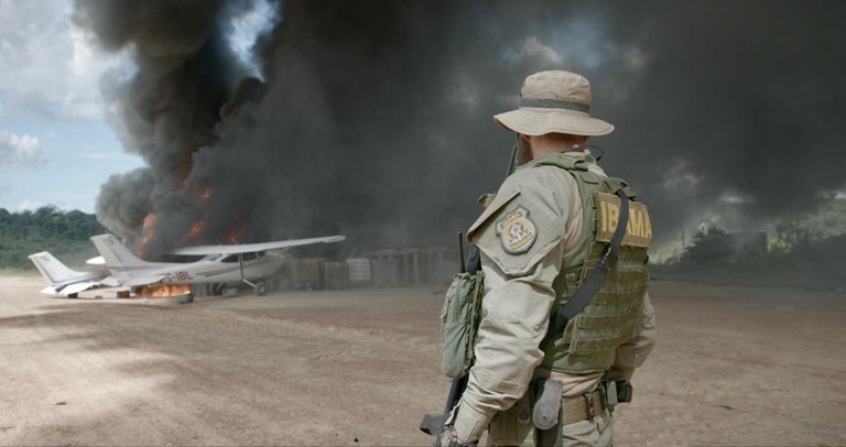 Operação federal destrói aviões e pistas usadas por garimpos ilegais no Pará