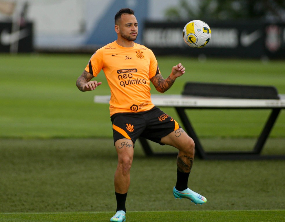 Maycon no treino do Corinthians — Foto: Rodrigo Coca/Agência Corinthians