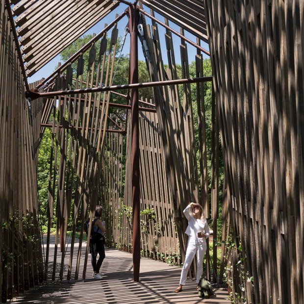 Foster + Partners cria capela de madeira para Bienal de Veneza (Foto: Divulgação)