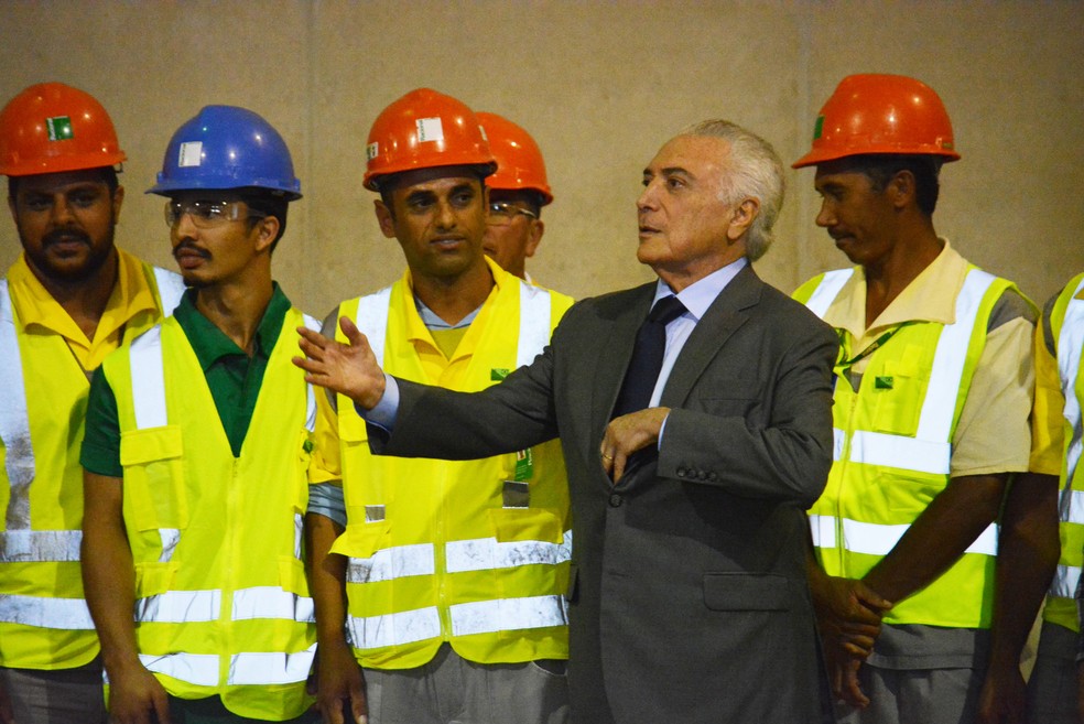 O presidente Michel Temer visitou a obra do projeto Sirius, em Campinas (SP), em fevereiro deste ano (Foto: Fernando Evans/G1)