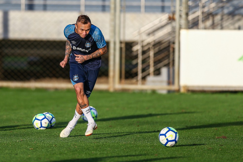 Everton soma 2625 minutos na temporada  (Foto: Lucas Uebel / Grêmio, DVG)