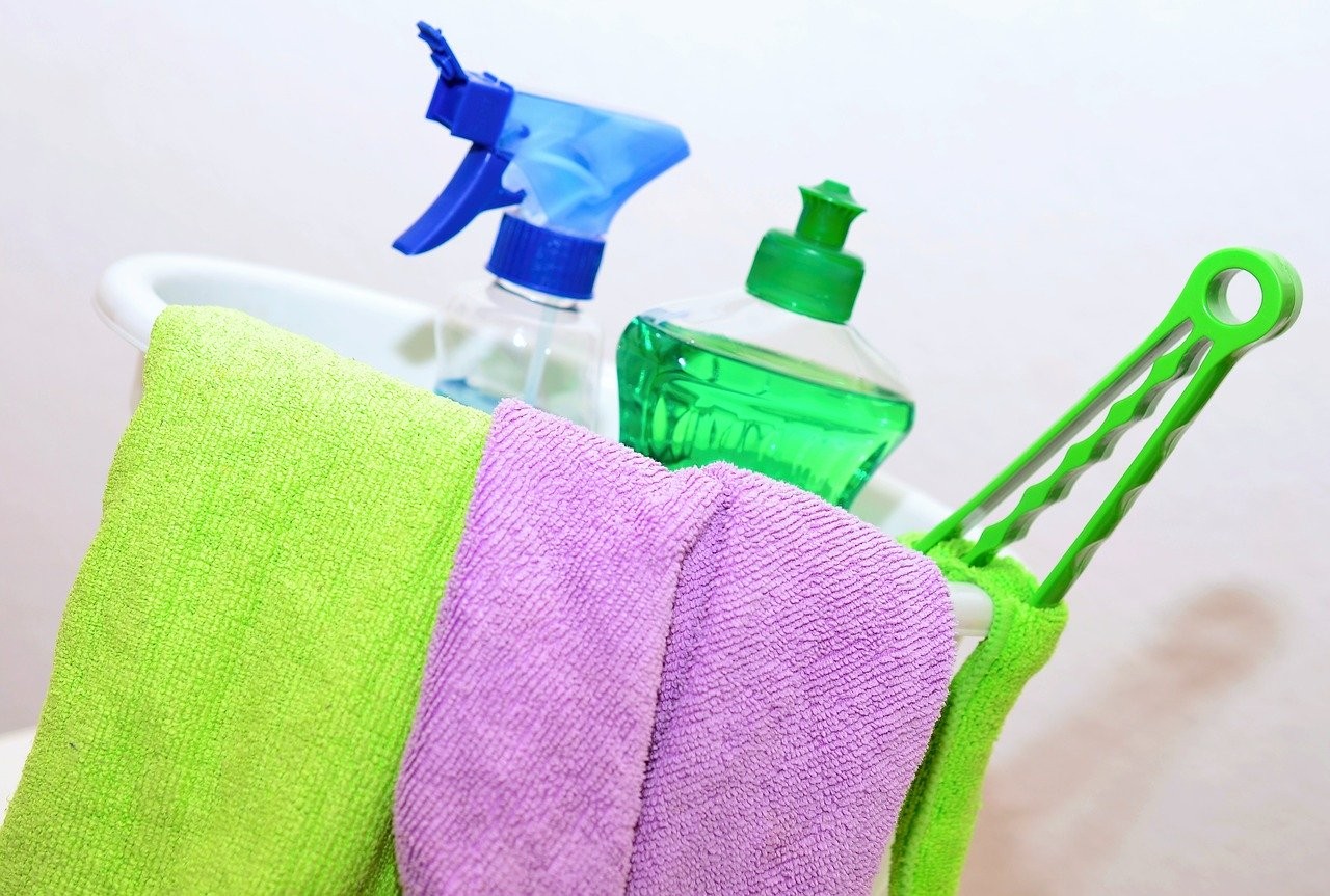 Confira as dicas para fazer uma boa faxina e facilitar a hora da limpeza de casa (Foto: Pixabay / Reprodução)