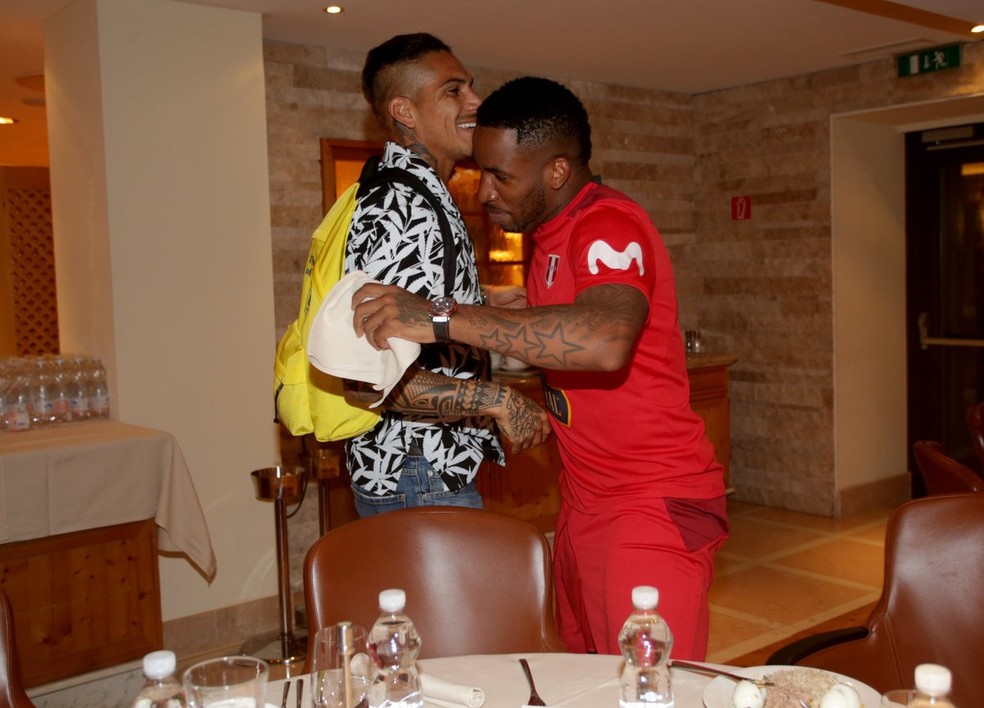 Guerrero e o amigo FarfÃ¡n (Foto: DivulgaÃ§Ã£o / Peru)