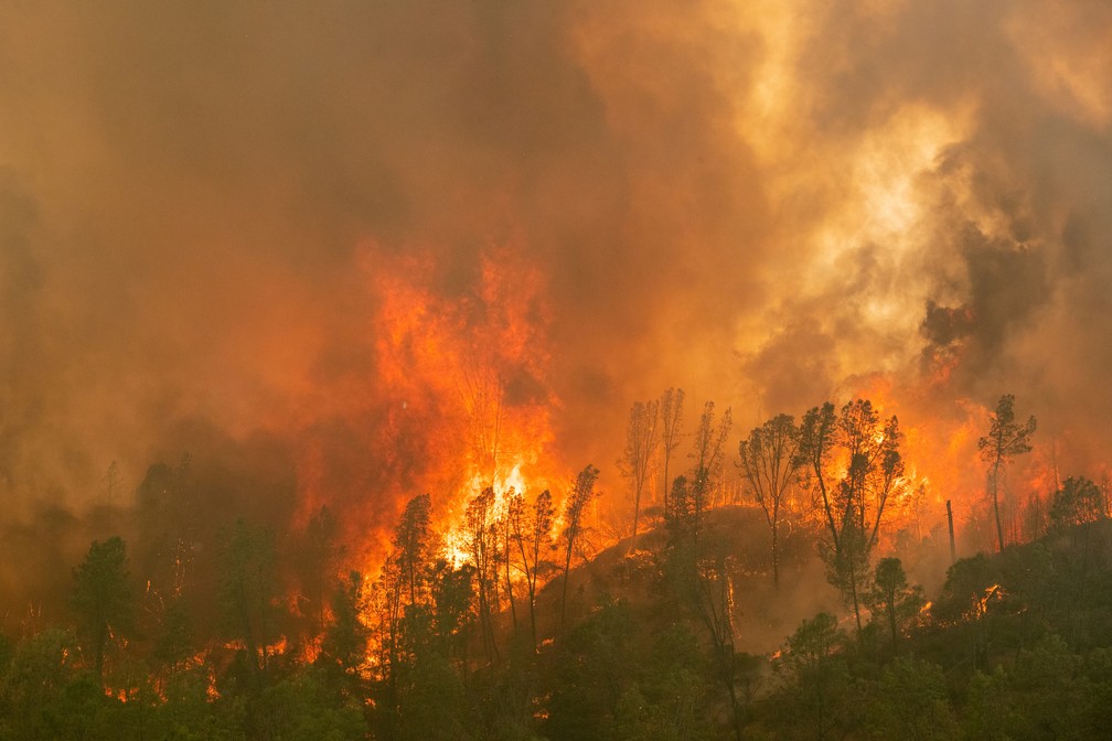 Imagens Aereas Mostram Nuvens De Fogo Na California Veja Mundo G1