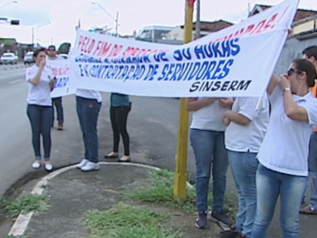 G1 - Grupo protesta na região de Bauru e Marília contra a