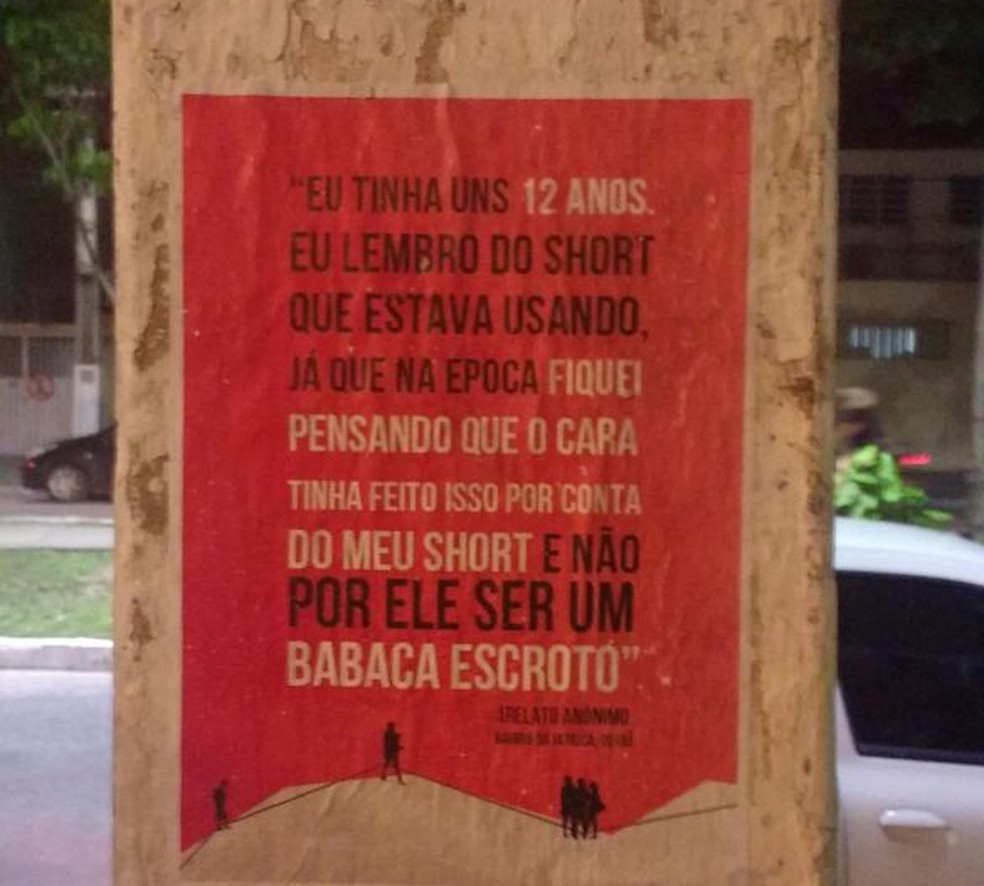 Panfletos relatando episódios de assédio foram colados em postes durante a intervenção em Maceió (Foto: Vitória de Alencar)