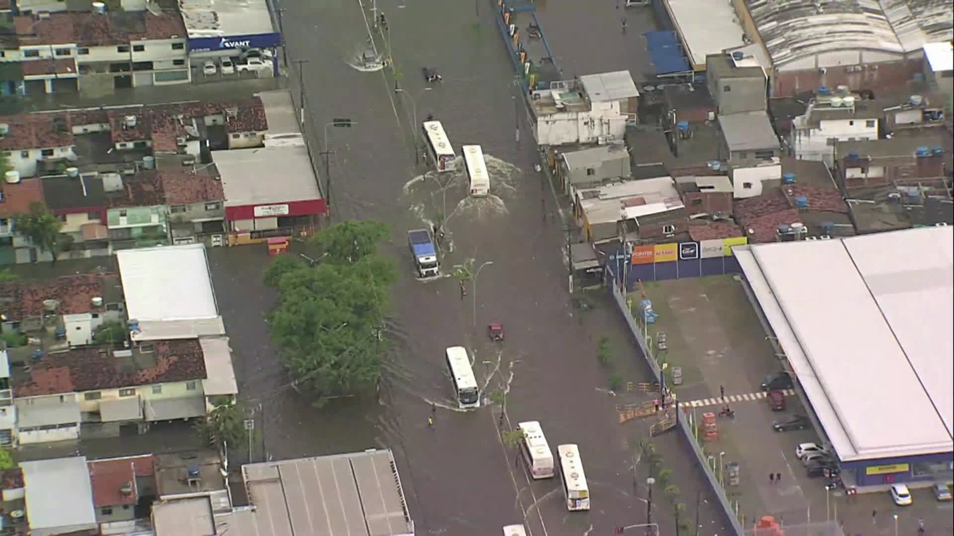 Meteorologia faz alerta de mais chuvas para o Grande Recife, Zona da Mata e Sertão