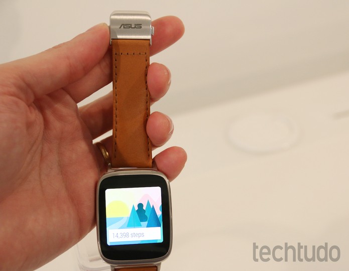 Zenwatch na IFA 2014 (Foto: Fabricio Vitorino/TechTudo) Zenwatch na IFA 2014 (Foto: Fabricio Vitorino/TechTudo)