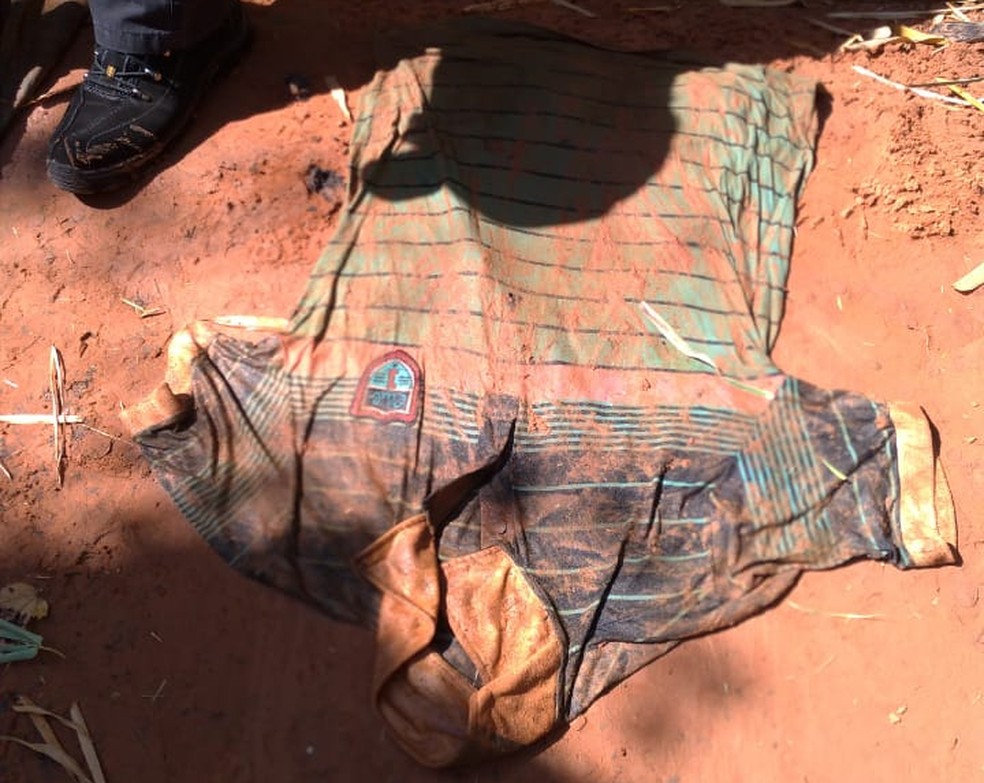 Cadáver foi encontrado dentro de córrego em Presidente Prudente nesta quarta-feira (2) — Foto: Polícia Civil