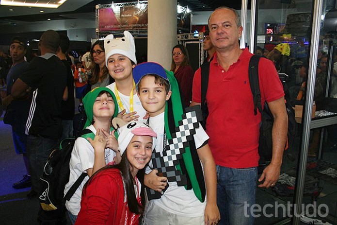 Roberto Motta veio com o filho João, de 11 anos (Foto: Felipe Vinha/TechTudo)