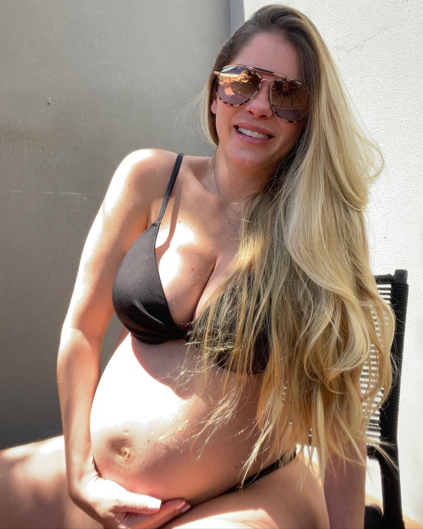Bárbara Evans em março, prestes a dar à luz (Foto: Reprodução/Instagram)