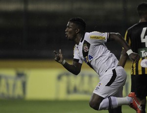 Thalles Tigres x Vasco comemoração (Foto: Agência Estado) Thalles Tigres x Vasco comemoração (Foto: Agência Estado)