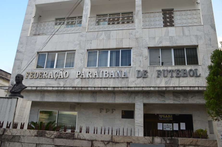 Disposta a usar toda a terça-feira, FPF reúne clubes para definir o Paraibano 2018