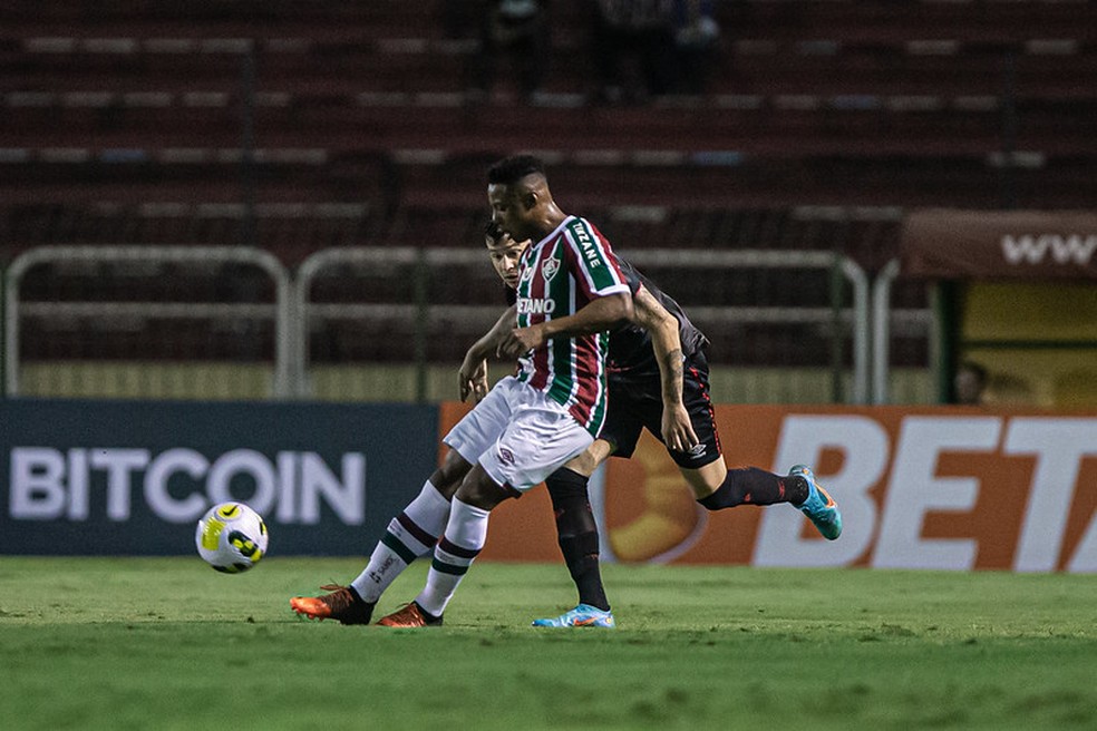 Wellington em ação em Fluminense x Athletico-PR — Foto: Marcelo Gonçalves / Fluminense FC