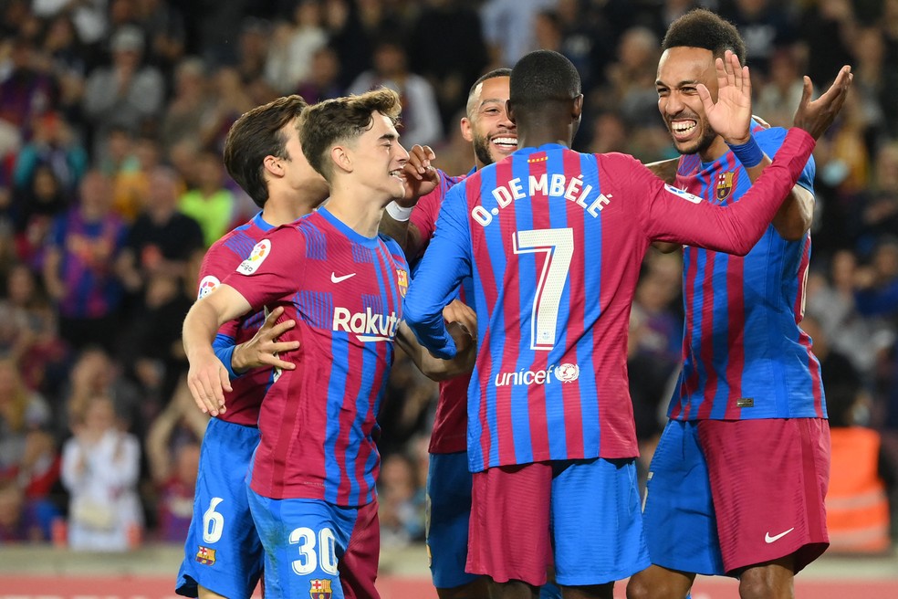 Barcelona espera por dias melhores na próxima temporada — Foto: AFP