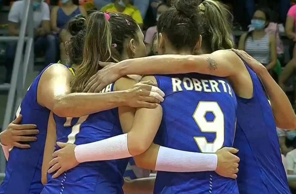 Brasil x Colômbia Sul-Americano feminino de vôlei — Foto: SporTV