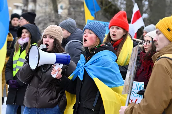 Protestos contra invas&atilde;o russa &agrave; Ucr&acirc;nia s&atilde;o registrados pelo mundo; veja  fotos | Mundo | G1