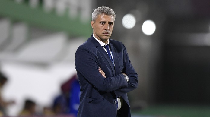 Técnico mostra variações táticas em seu início de trabalho no SPFC