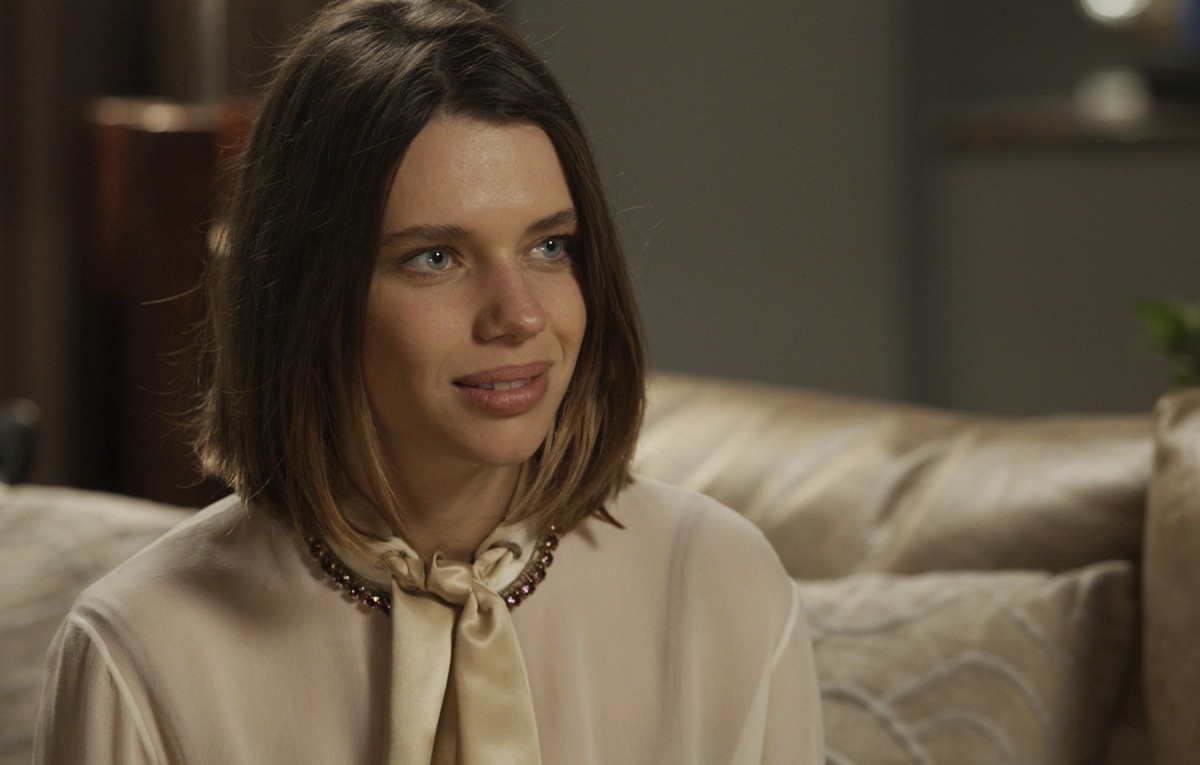 Dicas de moda Cibele esbanja elegância